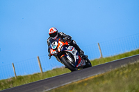 anglesey-no-limits-trackday;anglesey-photographs;anglesey-trackday-photographs;enduro-digital-images;event-digital-images;eventdigitalimages;no-limits-trackdays;peter-wileman-photography;racing-digital-images;trac-mon;trackday-digital-images;trackday-photos;ty-croes